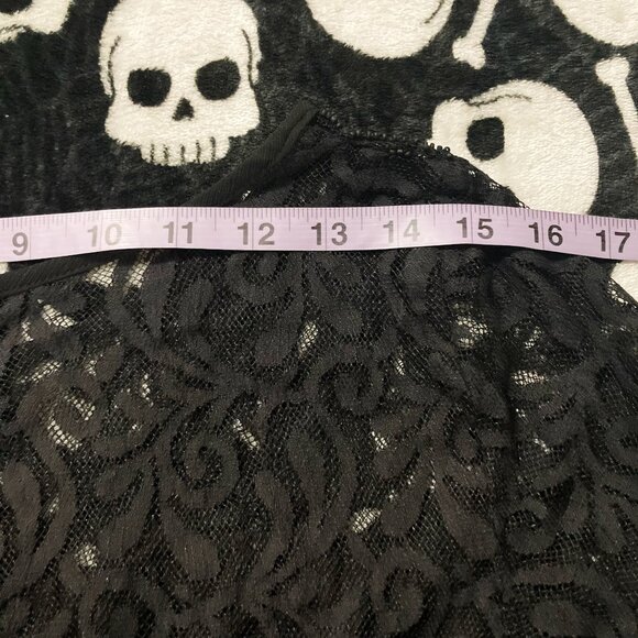 H&M MAMA Black scrolling leaves scoop neck mesh lace maternity top SMALL MEDIUM - Picture 10 of 12